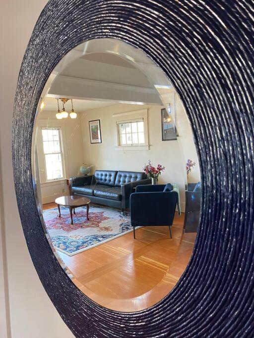 Historic Downtown Riverview Flat, No 3 アストリア エクステリア 写真
